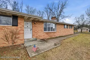 16 Pardees Loop, East Stroudsburg, PA 18302 - Photo 2