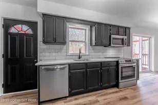 107 Mount Ranier Rd, Effort, PA 18330 - Photo 24