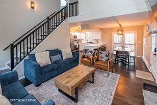 7107 Hillbrow Ct, East Stroudsburg, PA 18302 - Photo 4