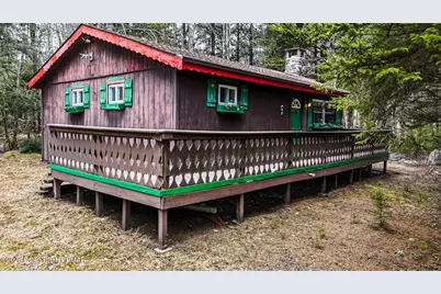  5211 Fir Lane, Pocono Summit, PA 18346 - Photo 2