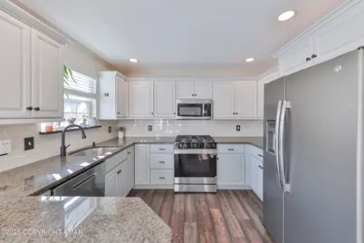  1551 Thornwood View, Easton, PA 18040 - Photo 12