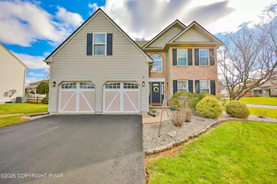  1551 Thornwood View, Easton, PA 18040 - Photo 1