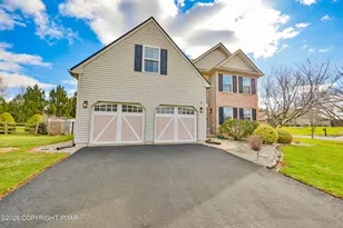 1551 Thornwood View, Easton, PA 18040 - Photo 66