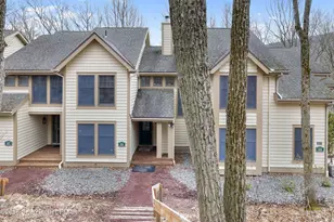 426 Oak Ct, Tannersville, PA 18372 - Photo 6