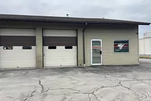 956 Weir Lake Rd, Brodheadsville, PA 18322 - Photo 1