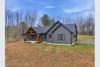  322 Rose Marie Lane, East Stroudsburg, PA 18302 - Photo 2