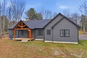 322 Rose Marie Ln, East Stroudsburg, PA 18302 - Photo 1