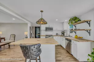 9894 Breezeway Terrace, Tobyhanna, PA 18466 - Photo 10