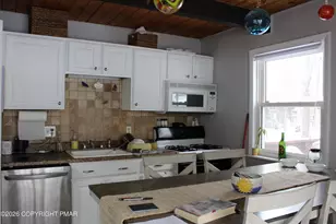 167 Dorchester Dr, Bushkill, PA 18324 - Photo 4