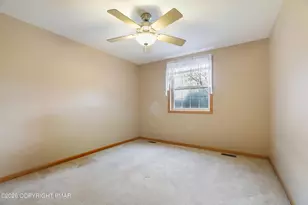 155 Oak Pl, Blakeslee, PA 18610 - Photo 26