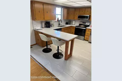  5200 Holiday Drive, Pocono Summit, PA 18346 - Photo 8