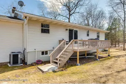  5200 Holiday Drive, Pocono Summit, PA 18346 - Photo 14