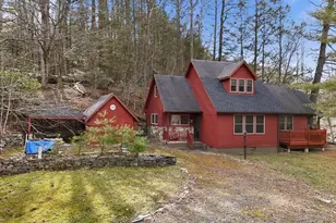667 Sylvan Cascade Rd, Henryville, PA 18332 - Photo 2