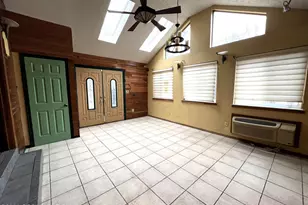 152 Fairview Ave, Mount Pocono, PA 18344 - Photo 2