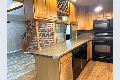  152 Fairview Avenue, Mount Pocono, PA 18344 - Photo 12