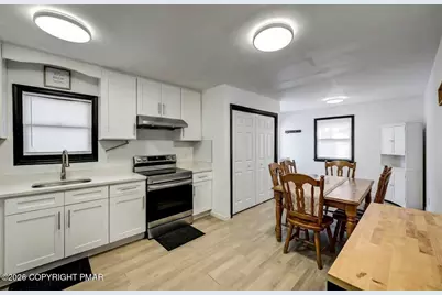  8566 Hillcrest Drive, Tobyhanna, PA 18466 - Photo 12