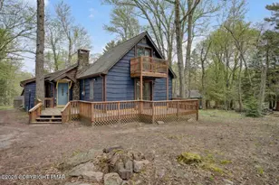 8 Button Wood Rd, Lake Harmony, PA 18624 - Photo 1