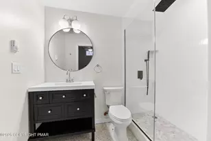 2329 Cramer Ct, Bushkill, PA 18324 - Photo 16