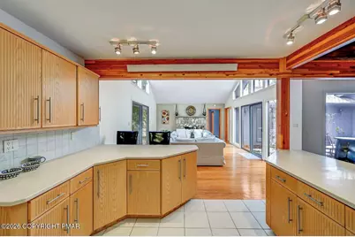  5176 Pioneer Trail Trail, Pocono Pines, PA 18350 - Photo 16