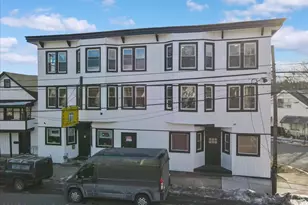 147 N 9th St, Stroudsburg, PA 18360 - Photo 1