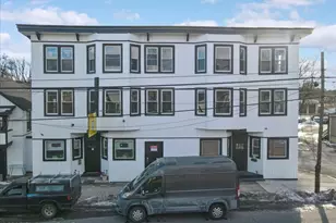 147 N 9th St, Stroudsburg, PA 18360 - Photo 2