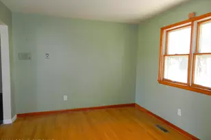 1055 Pine Tree Dr, Slatington, PA 18080 - Photo 10