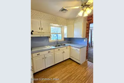  947 N Warren Street, Pottstown, PA 19464 - Photo 6