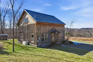 663 Sterling Rd, Sterling, PA 18463 - Photo 8