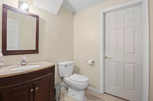 8 Kickapoo Dr, Hazle Township, PA 18202 - Photo 56