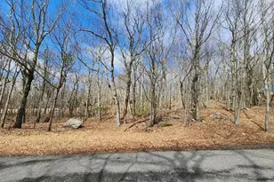 2604 Arciel Dr, Albrightsville, PA 18210 - Photo 2