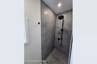  48 W Division Street, Hanover Township, PA 18706 - Photo 22