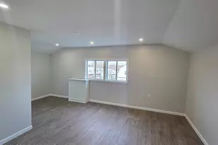 48 W Division St, Hanover Township, PA 18706 - Photo 18