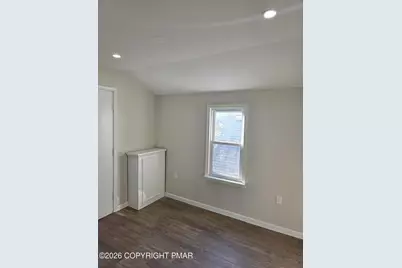  48 W Division Street, Hanover Township, PA 18706 - Photo 20