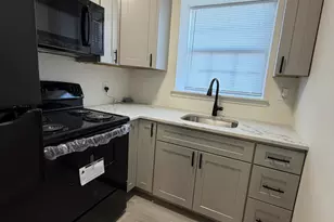 240 Harris St, East Stroudsburg, PA 18301 - Photo 2