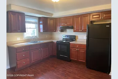  339 Race Street #C6, East Stroudsburg, PA 18301 - Photo 4