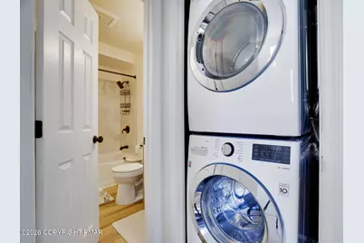  1094 Country Place Drive, Tobyhanna, PA 18466 - Photo 10