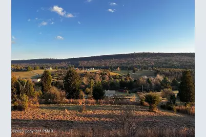  113 Fair Hills Lane, Kunkletown, PA 18058 - Photo 4