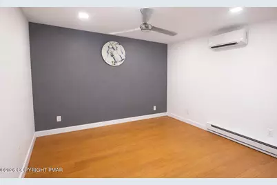  14 Middle Village Way, Tannersville, PA 18372 - Photo 4