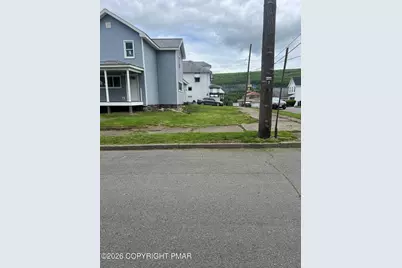  274 Ridge Street, Hanover Township, PA 18706 - Photo 2