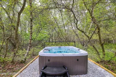  586 Scenic Drive, Albrightsville, PA 18210 - Photo 4