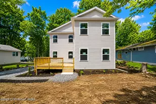 8585 Periwinkle Dr, Tobyhanna, PA 18466 - Photo 36