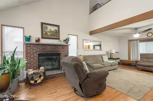 108 Country Club Dr, Gouldsboro, PA 18424 - Photo 4