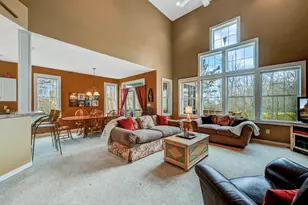 107 Wild Pines Dr, Pocono Pines, PA 18350 - Photo 4