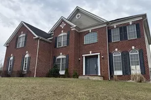 671 Stratton Dr, East Stroudsburg, PA 18302 - Photo 1