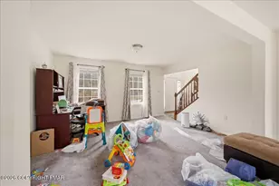 225 Swan Ct, East Stroudsburg, PA 18302 - Photo 12