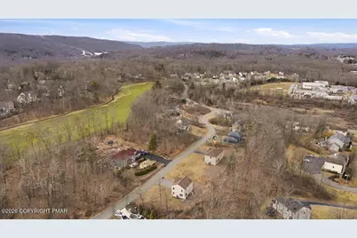  225 Swan Court, East Stroudsburg, PA 18302 - Photo 34