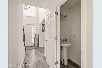  225 Swan Court, East Stroudsburg, PA 18302 - Photo 14