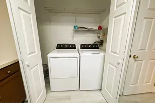 124 Eaglesmere Cir, East Stroudsburg, PA 18301 - Photo 6