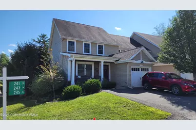  241 Keswick Drive, Blakeslee, PA 18610 - Photo 2