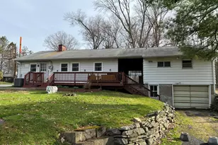 445 N 8th St, Stroudsburg, PA 18360 - Photo 6